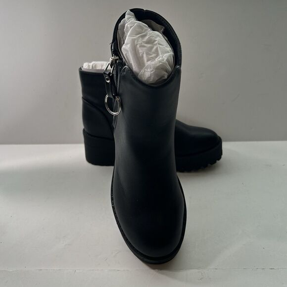 Qupid Women Side Zip Lug Black Platform Chunky Ankle Boot Size 6 - Picture 10 of 11